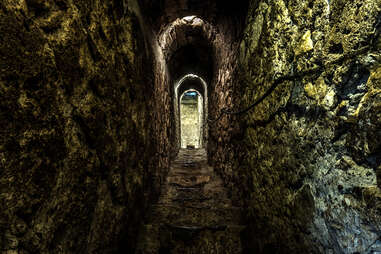 time tunnel in bran castle